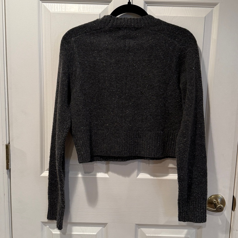 Universal Thread Gray Cropped Crew Neck Sweater - image 3